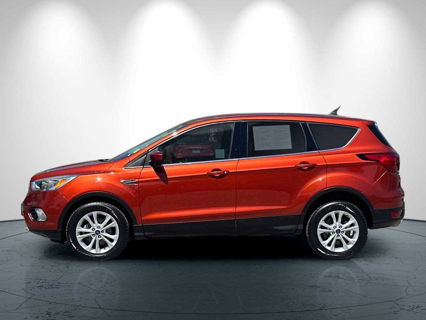 Used 2019 Ford Escape SE FWD image 7