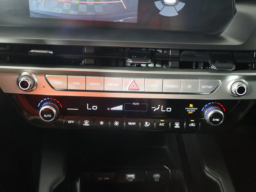 Used 2023 Kia Telluride LX AWD/4WD image 49