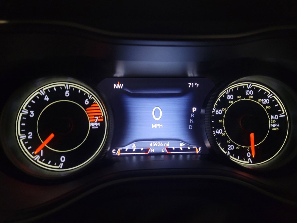 Used 2023 Jeep Cherokee Altitude Lux image 23