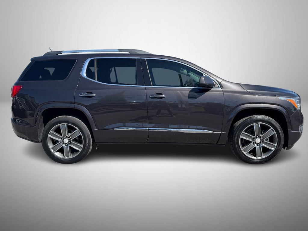 Used 2018 GMC Acadia Denali w/ Technology Package image 5