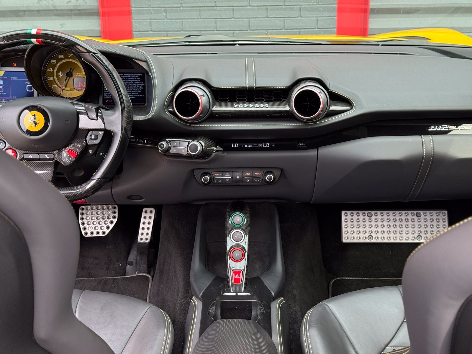Used 2019 Ferrari 812 Superfast RWD image 29