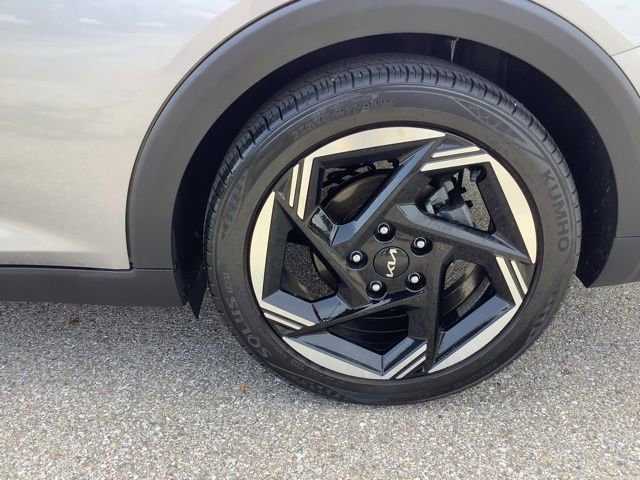 Used 2025 Kia K4 EX image 31