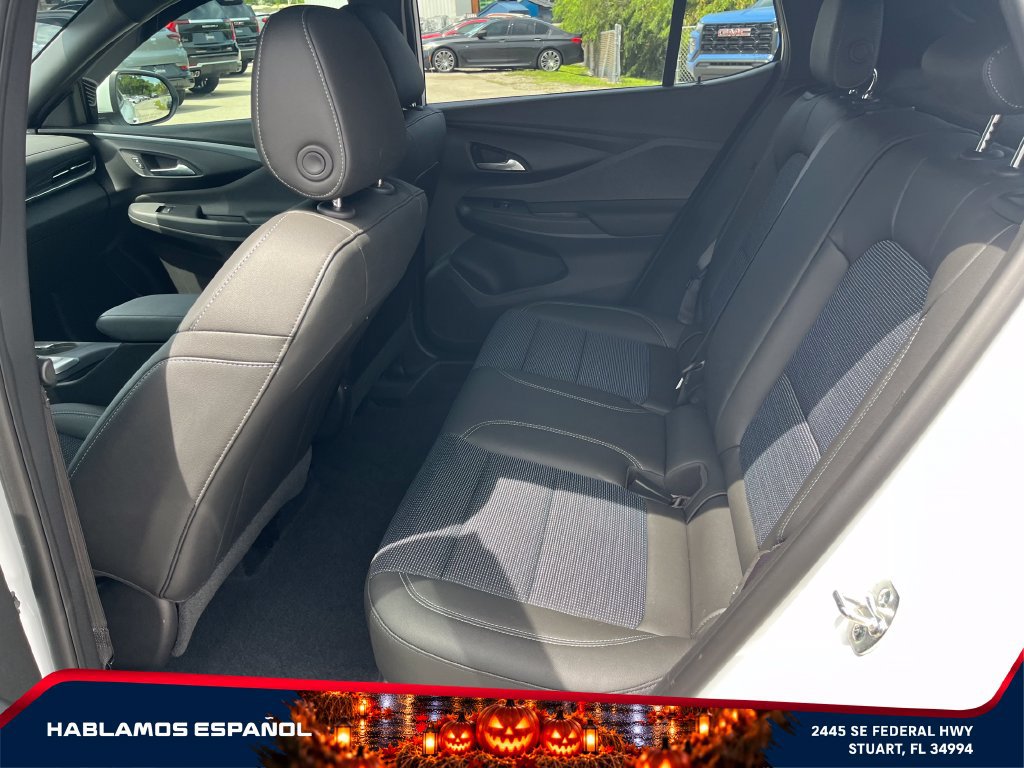 Certified 2025 Buick Envista Preferred w/ Convenience I Package FWD image 11