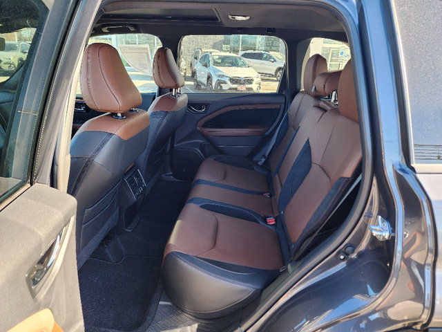 Used 2025 Subaru Forester Touring image 35