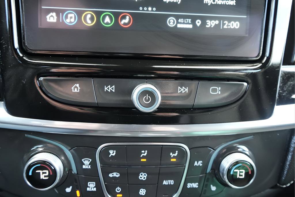 Used 2023 Chevrolet Traverse LT w/ LT Premium Package AWD/4WD image 39