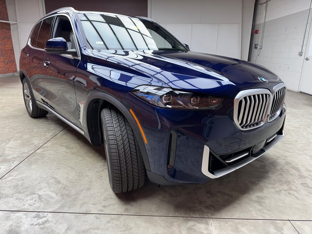 Used 2026 BMW X5 xDrive40i w/ Premium Package AWD/4WD image 7