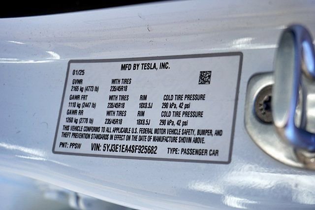 Used 2025 Tesla Model 3 Long Range image 38