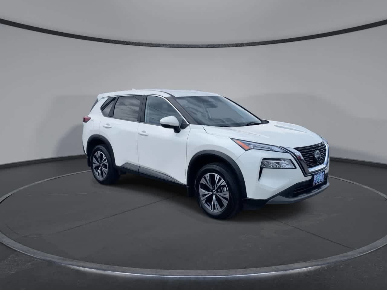Used 2023 Nissan Rogue SV AWD/4WD image 3