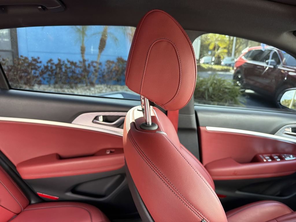 Used 2023 Genesis G70 2.0T w/ Sport Prestige Package image 16