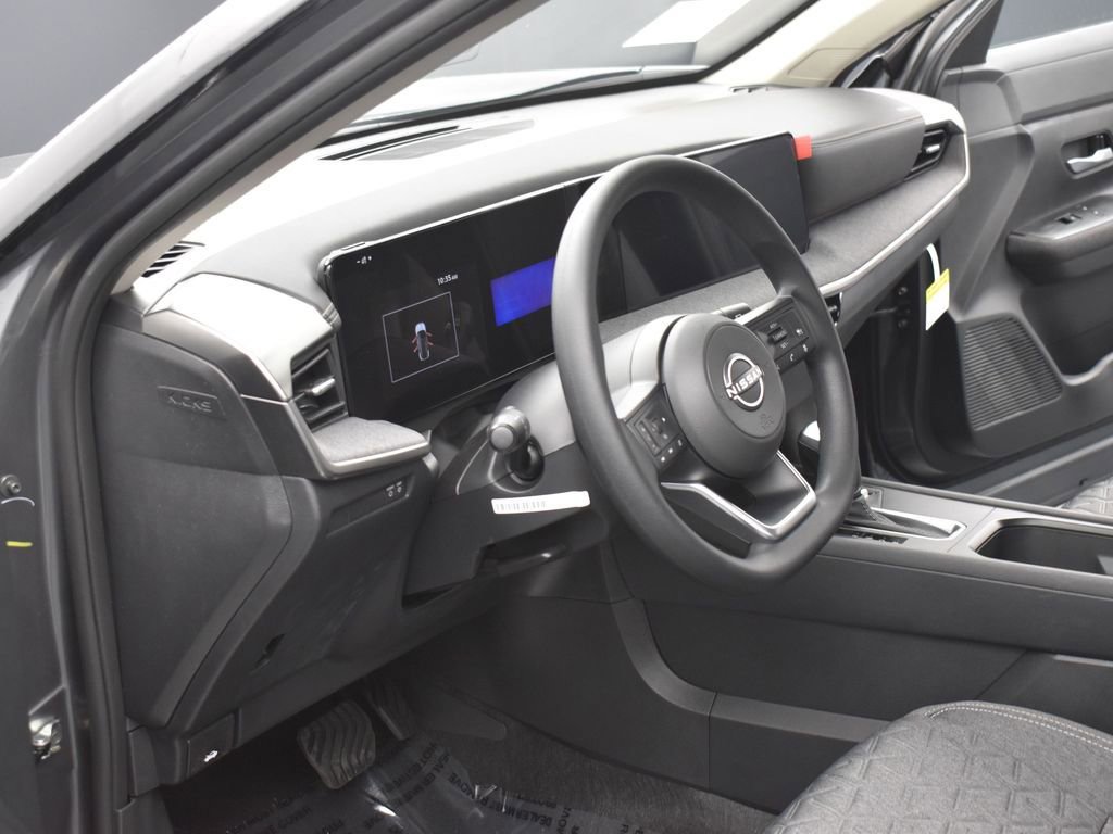 New 2026 Nissan Kicks SV w/ SV Premium Package image 7