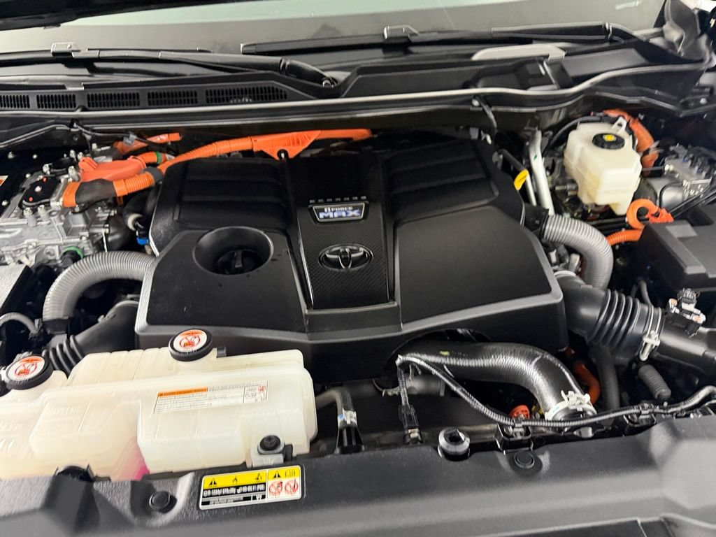 Used 2025 Toyota Sequoia 4WD image 32