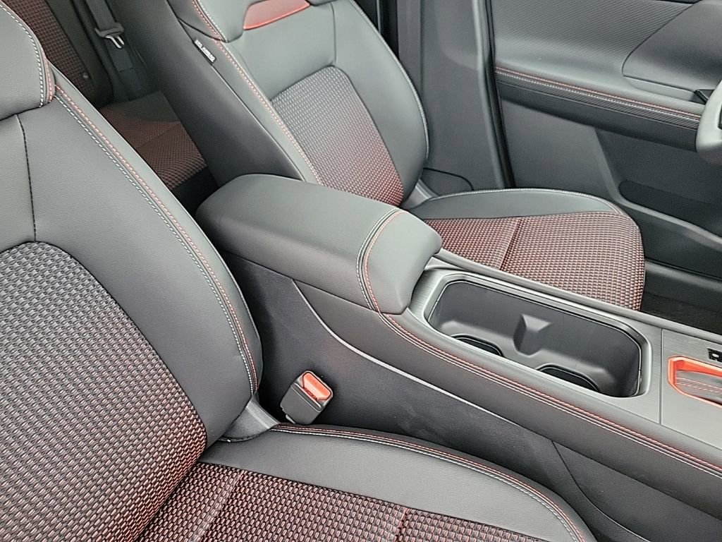 New 2026 Nissan Kicks SR w/ SR Premium Package image 44