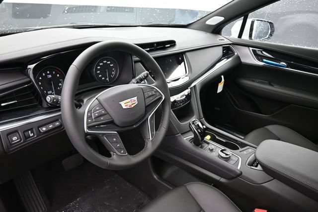 New 2026 Cadillac XT5 Premium Luxury w/ Driver Assist Package AWD/4WD image 14