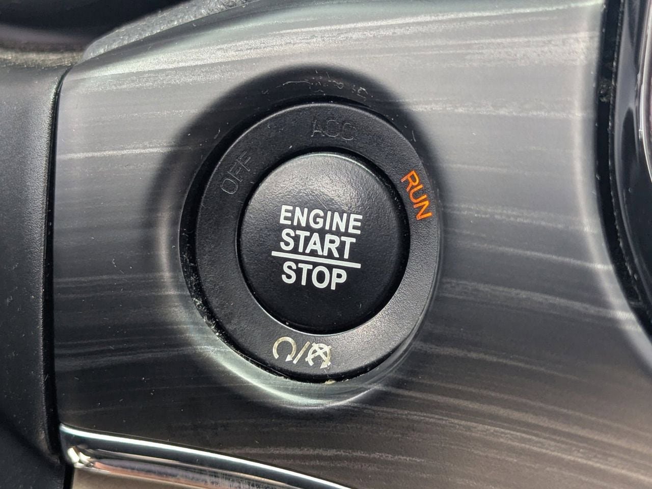 Used 2020 Jeep Grand Cherokee Limited image 30