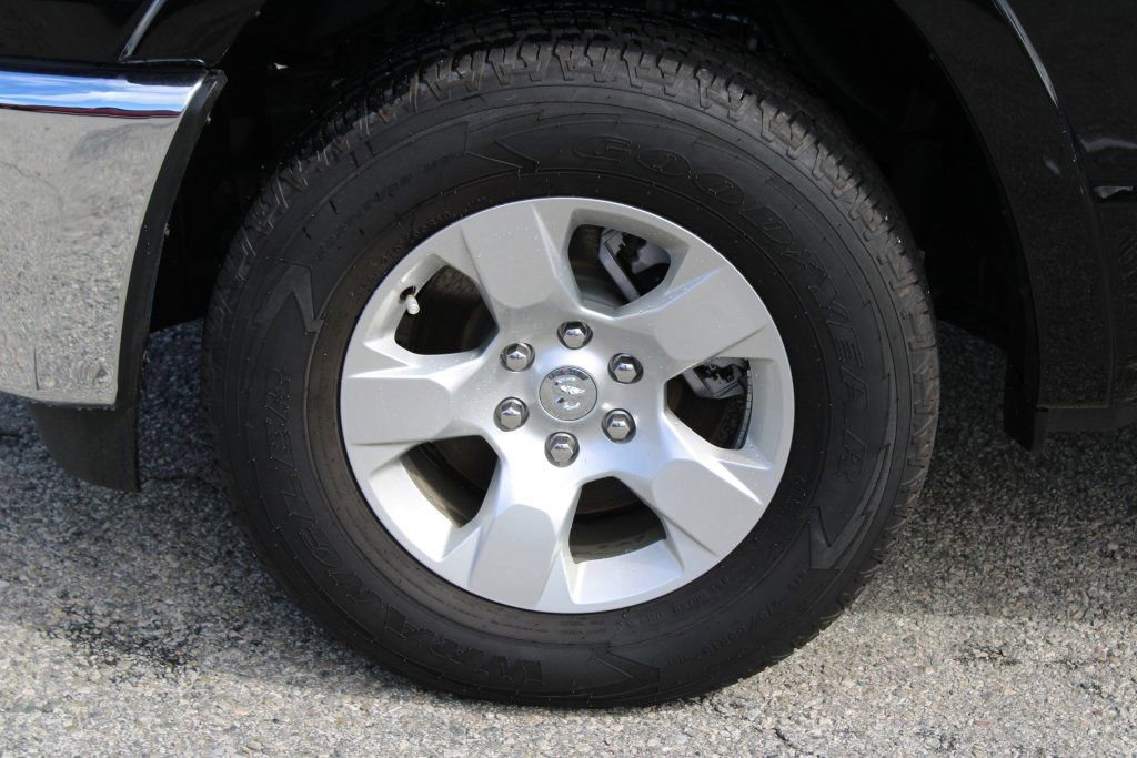 Used 2025 RAM 1500 Big Horn image 8