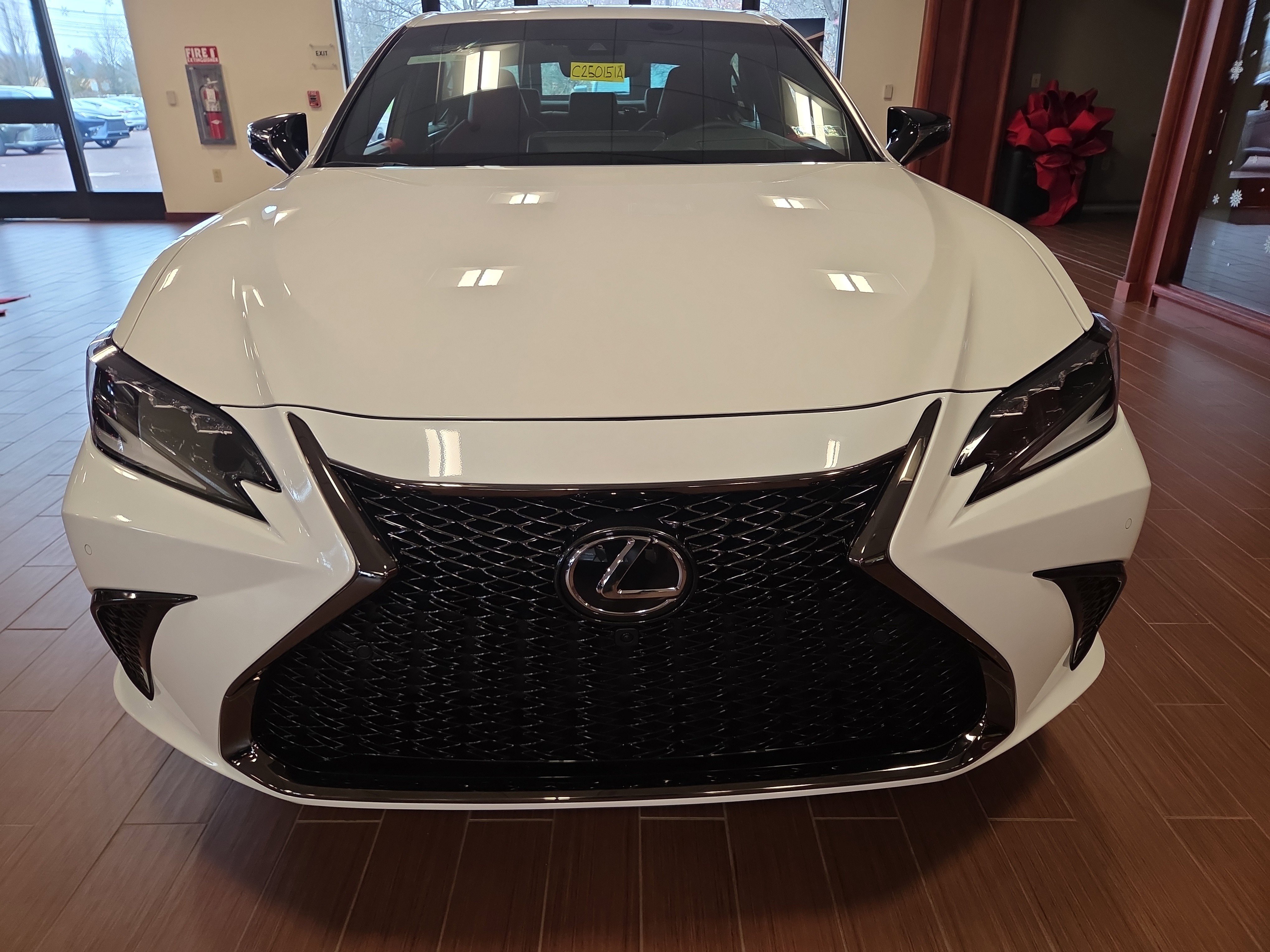 Certified 2025 Lexus ES 350 F Sport image 7