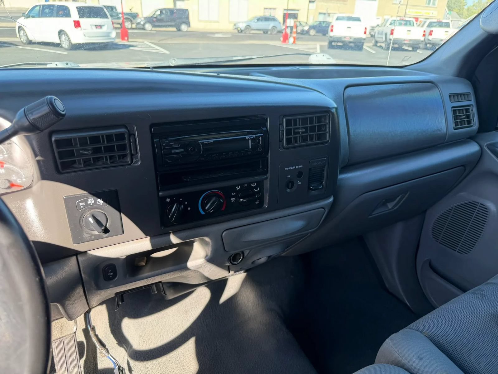 Used 2004 Ford F250 XL AWD/4WD image 14