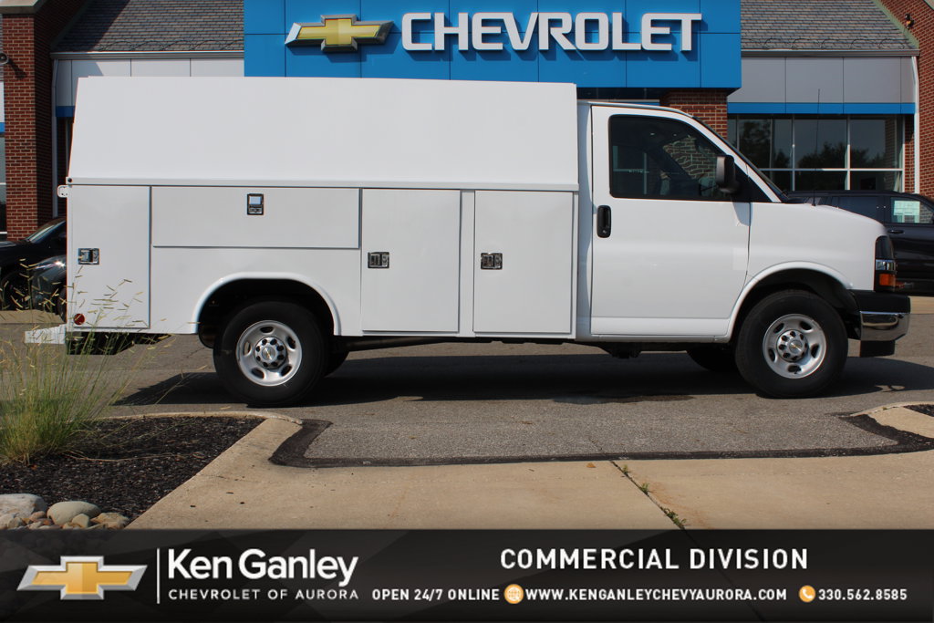 New 2026 Chevrolet Express 3500 w/ Power Convenience Package