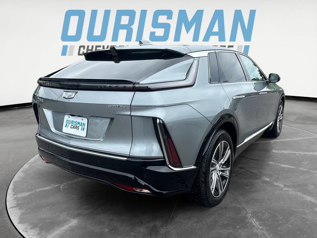 Used 2024 Cadillac Lyriq Luxury AWD/4WD image 6