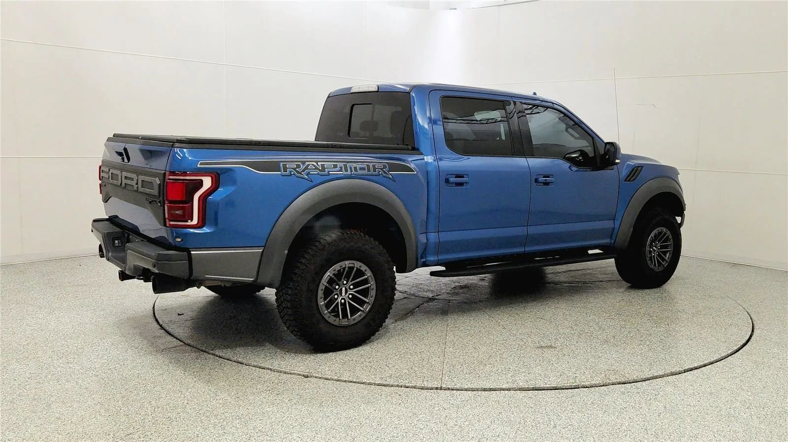 Used 2019 Ford F150 Raptor w/ Equipment Group 802A Luxury image 7
