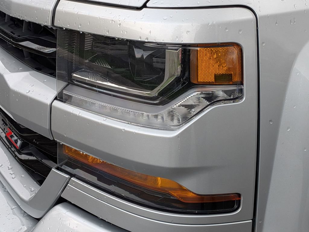 Used 2017 Chevrolet Silverado 1500 LT w/ All Star Edition AWD/4WD image 9