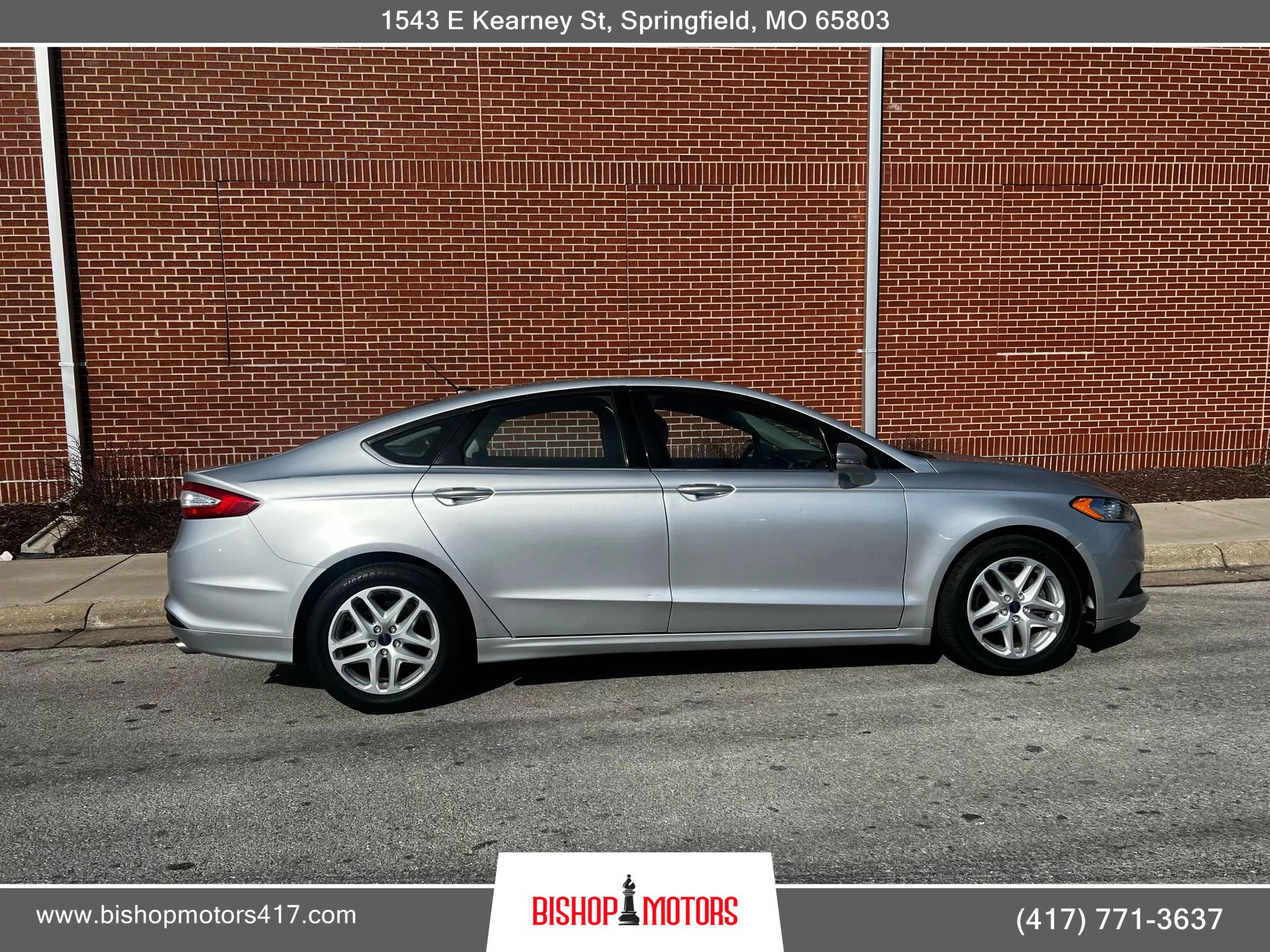 Used 2016 Ford Fusion SE image 5