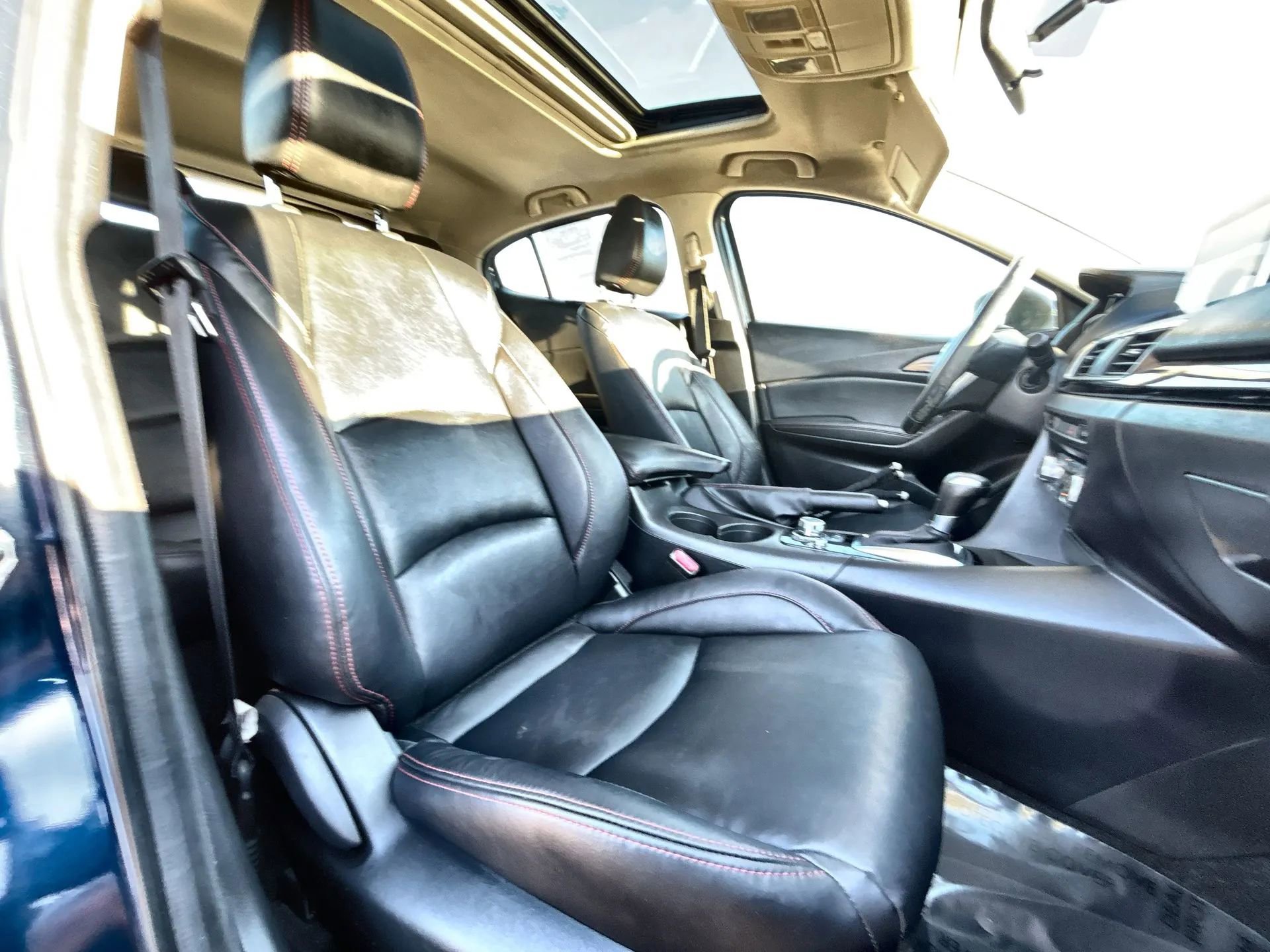 Used 2015 MAZDA MAZDA3 i Grand Touring image 26