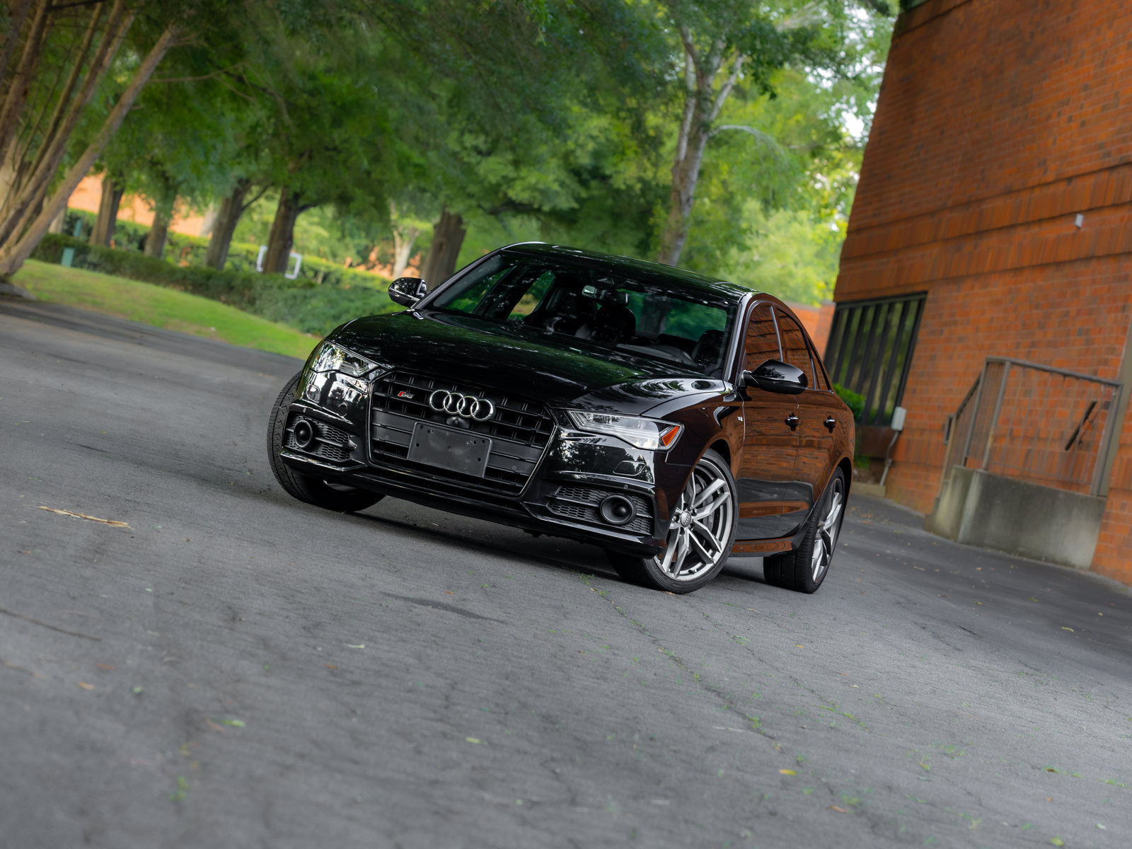 Used 2017 Audi S6 Prestige w/ Prestige Package AWD/4WD image 23
