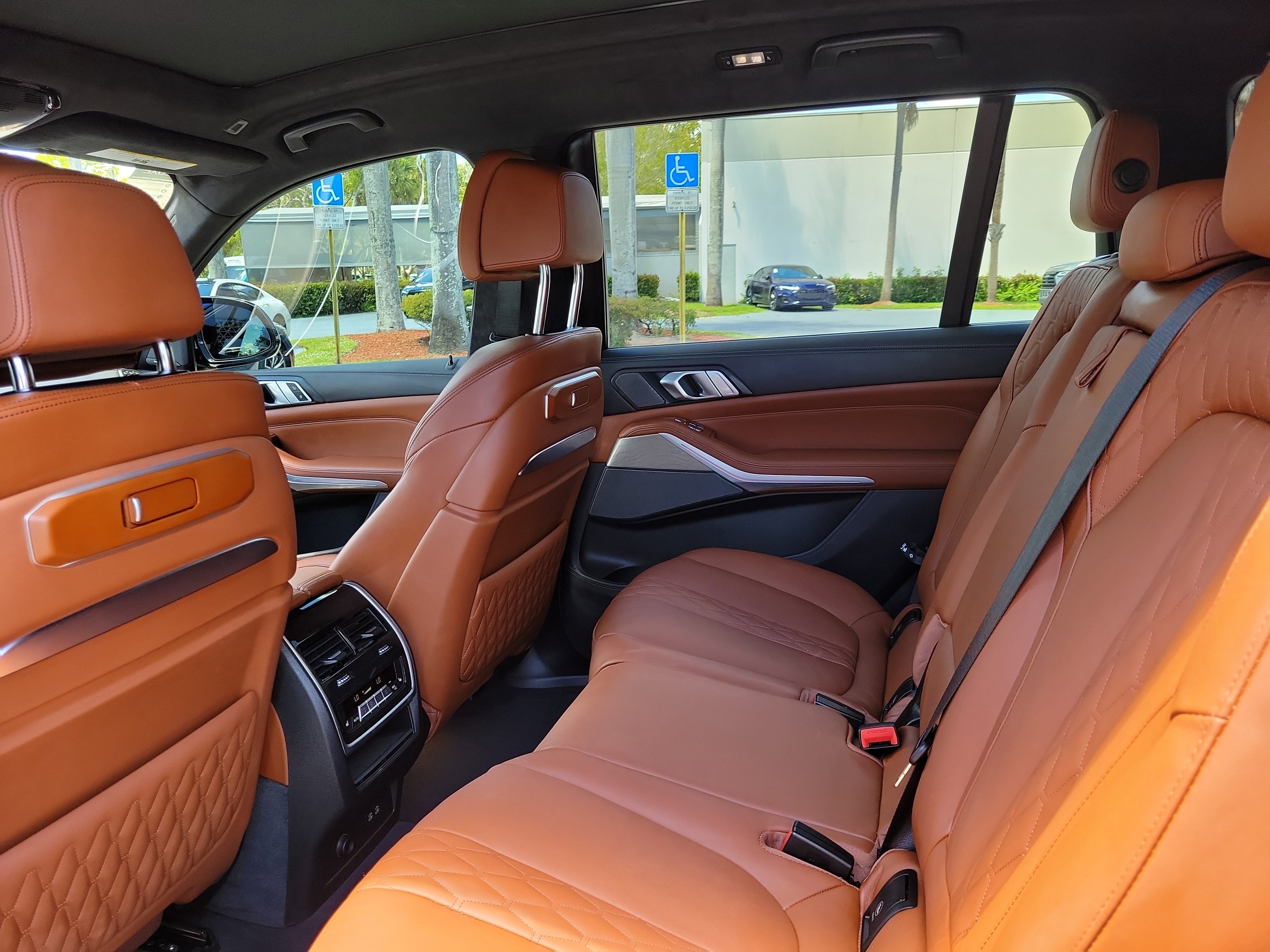 Used 2024 BMW X7 M60i w/ Executive Package AWD/4WD image 12