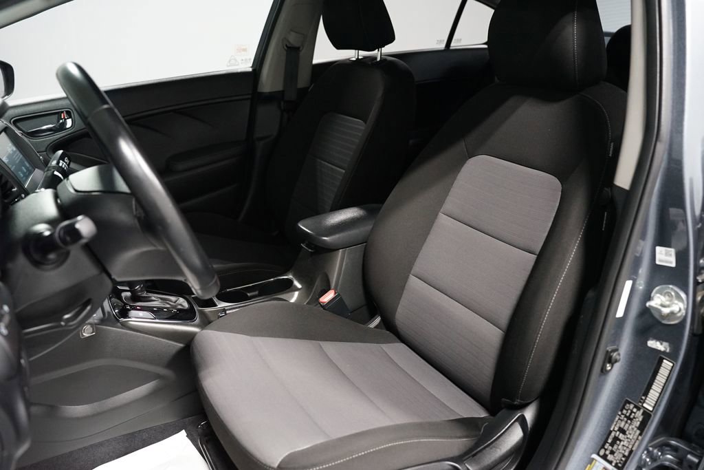 Used 2018 Kia Forte S image 23