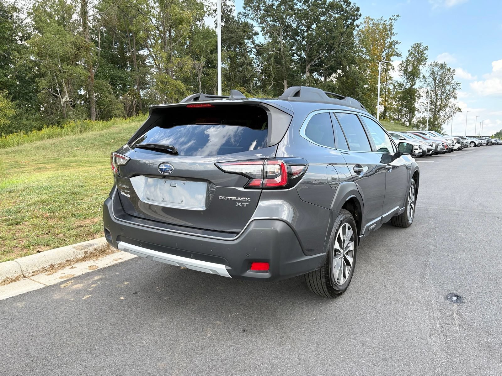Certified 2024 Subaru Outback Limited XT AWD/4WD image 9