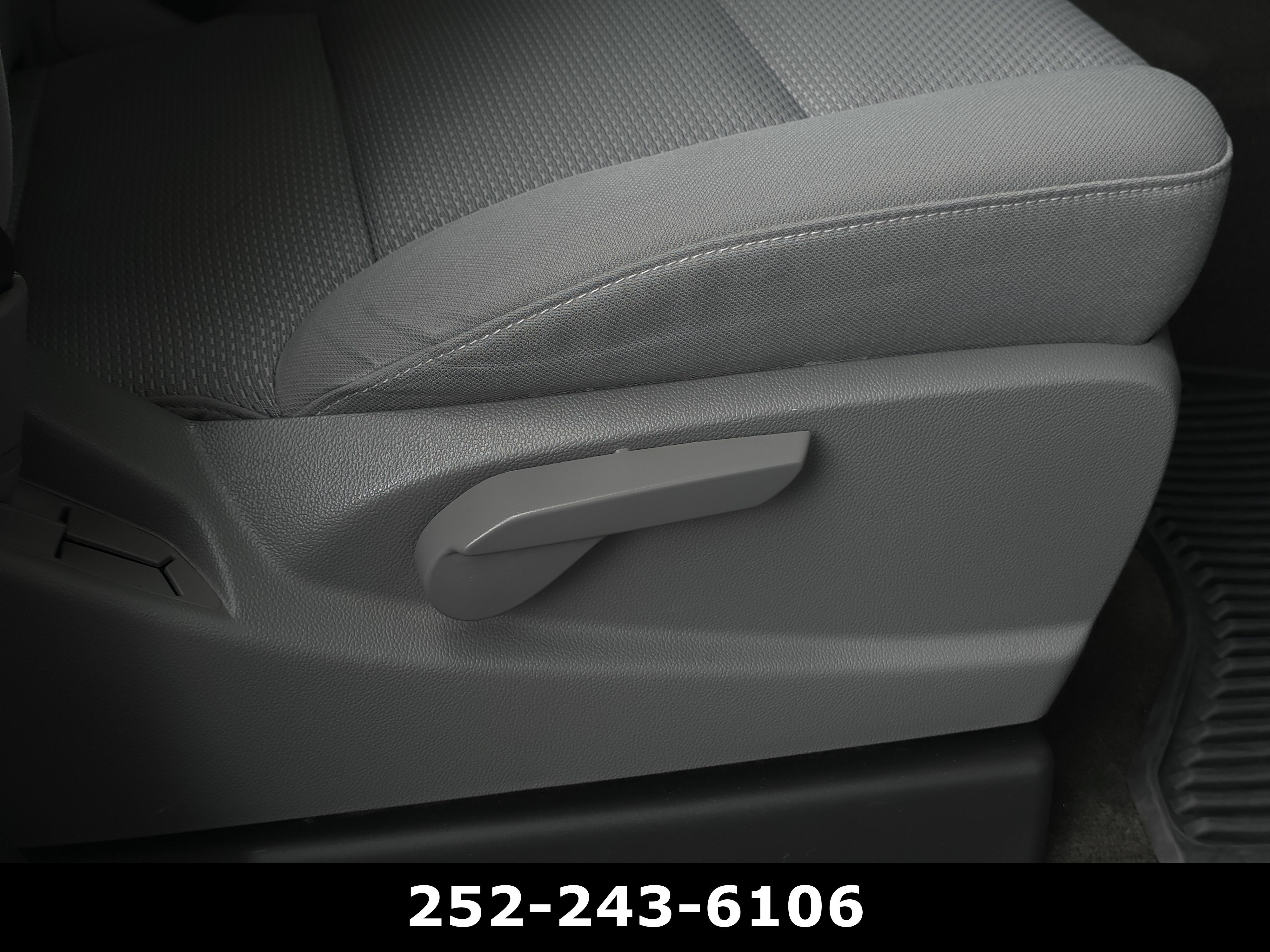 Used 2016 Chevrolet Silverado 1500 LT w/ All Star Edition AWD/4WD image 38