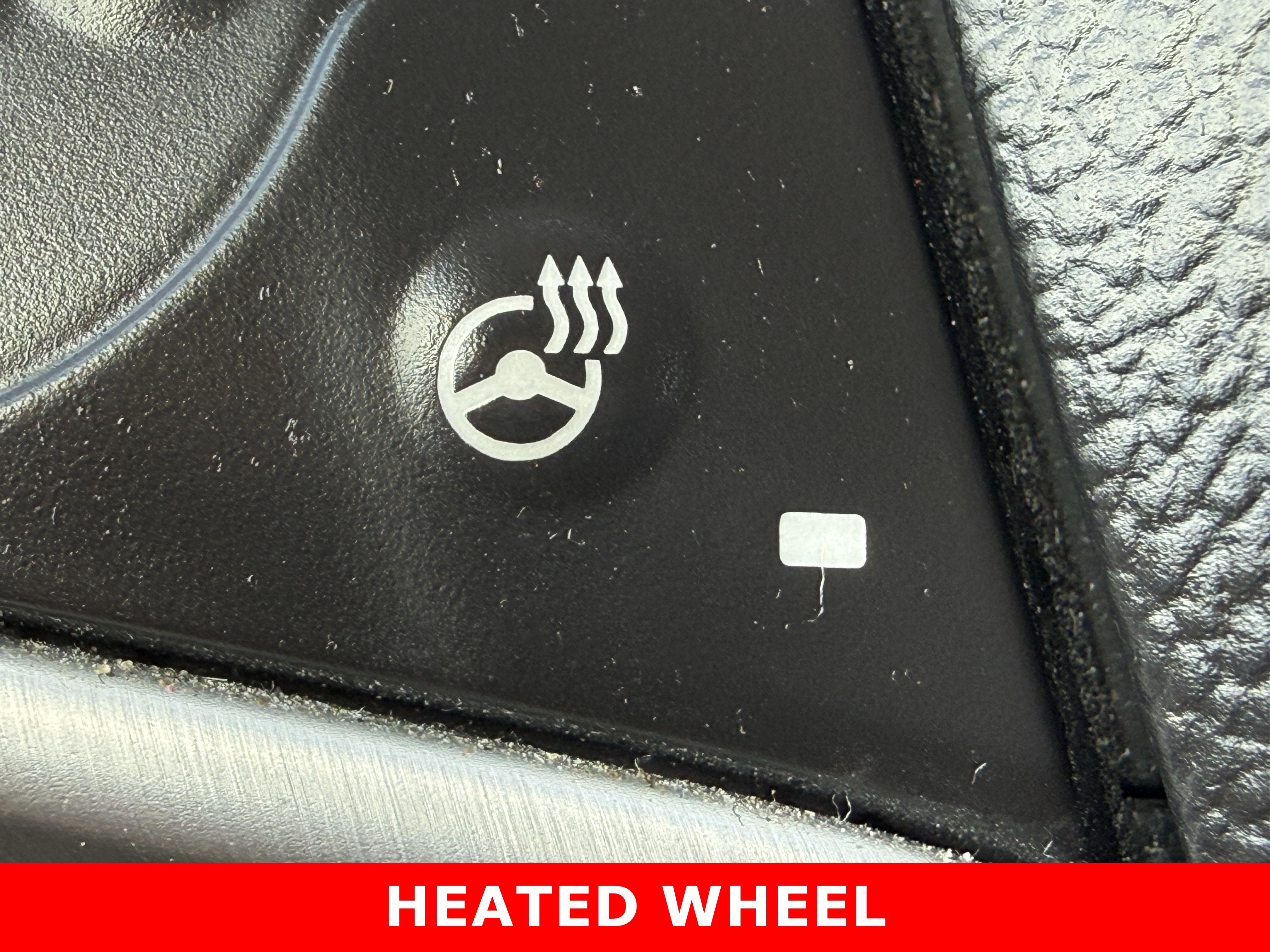 Used 2024 GMC Terrain SLT w/ Infotainment Package II image 20