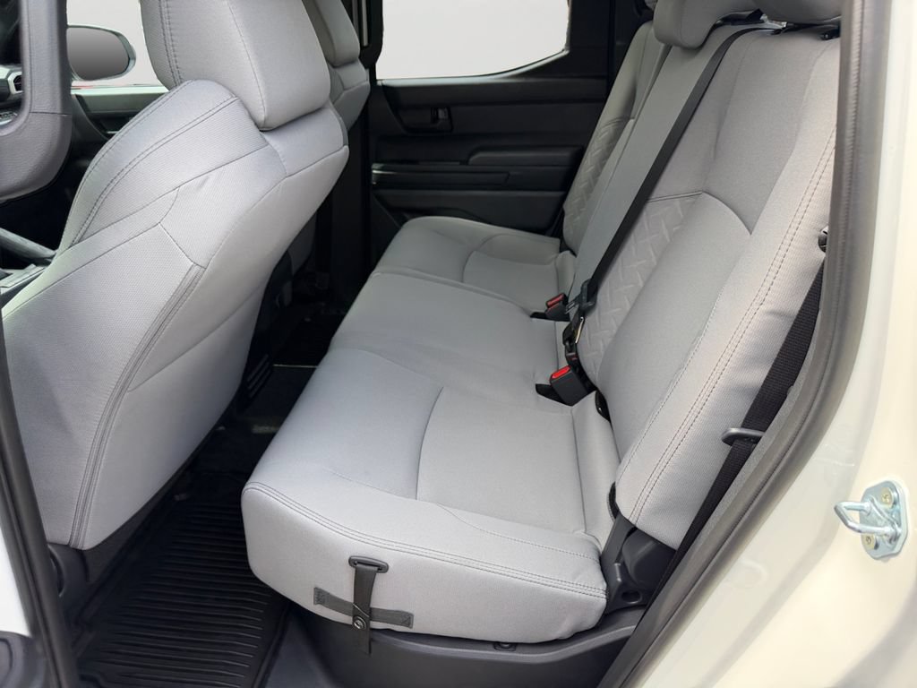 Certified 2026 Toyota Tacoma SR5 AWD/4WD image 15