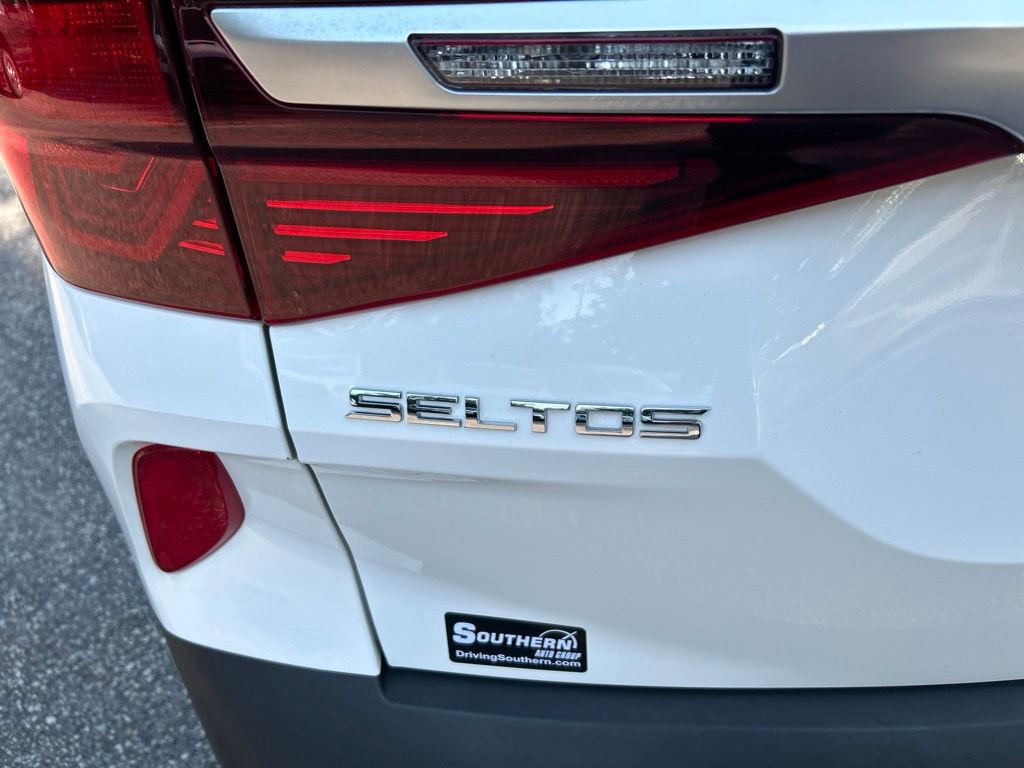 Used 2021 Kia Seltos S AWD/4WD image 11