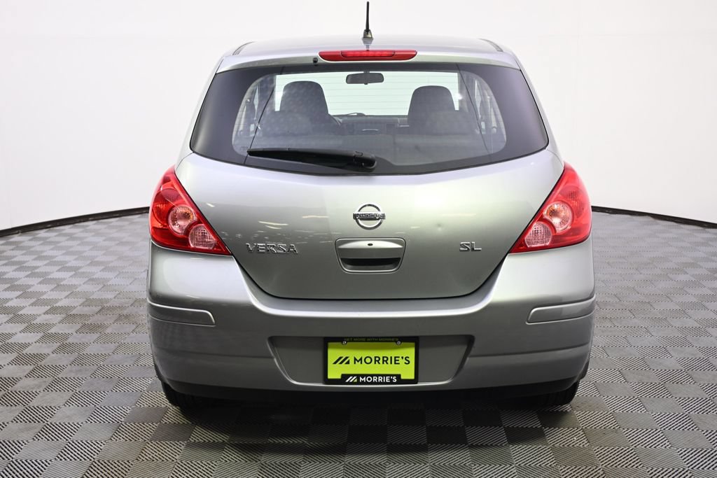 Used 2008 Nissan Versa Hatchback w/ Convenience Pkg FWD image 3