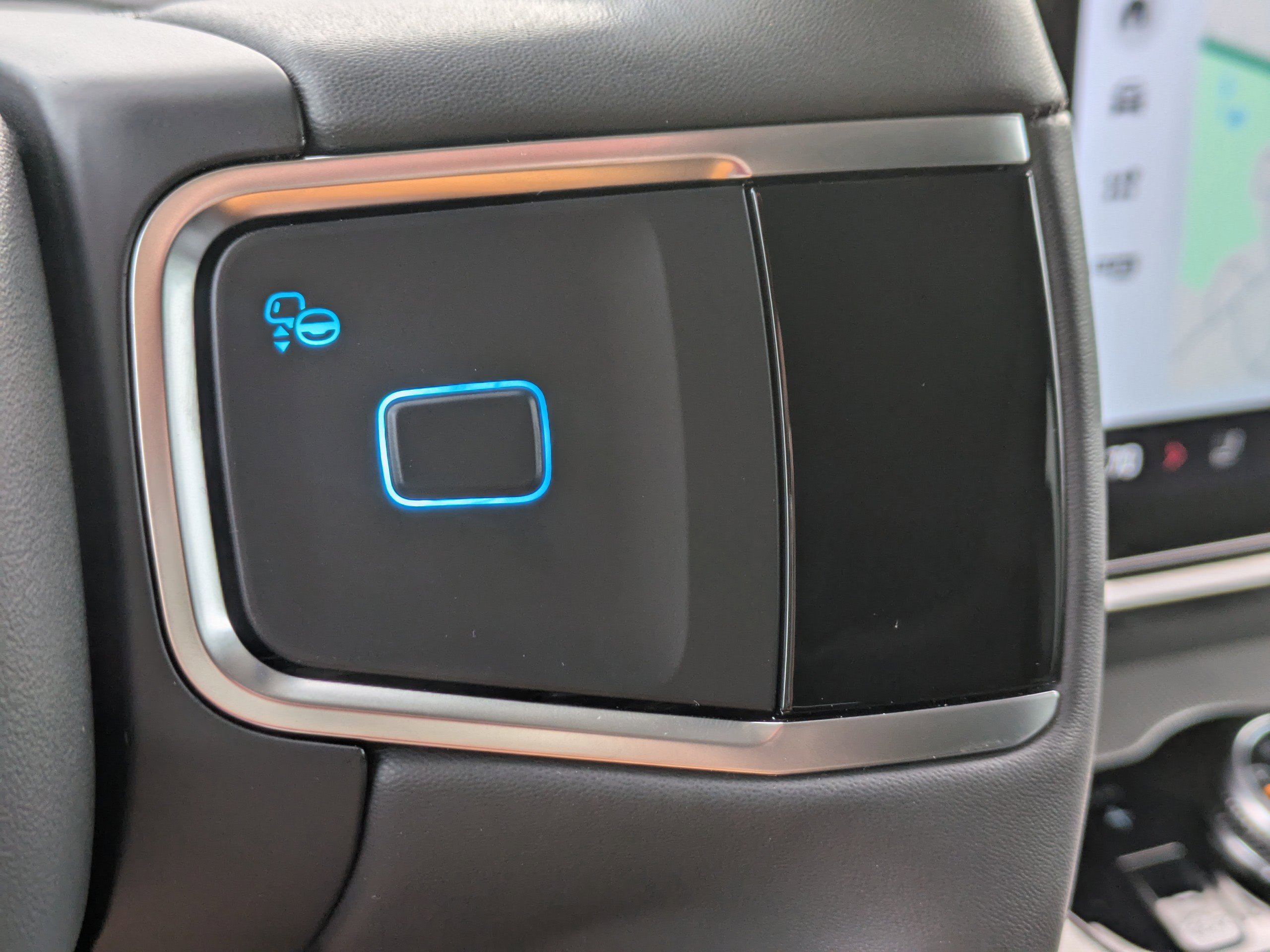 New 2025 Ford Expedition Active image 31