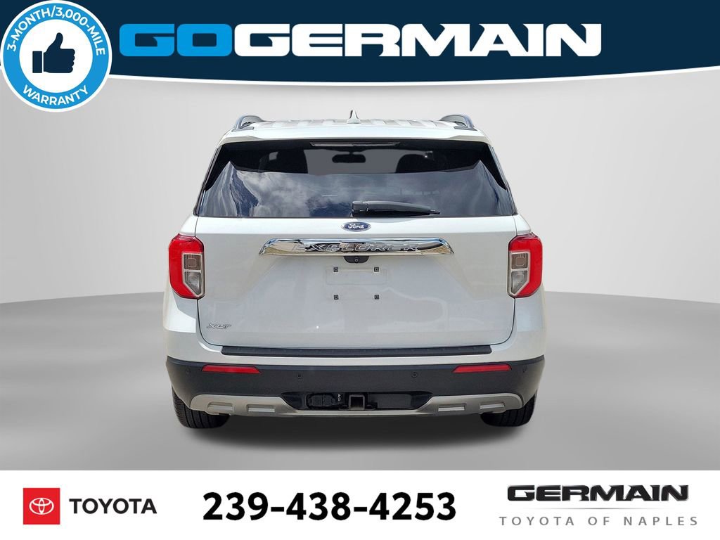 Used 2022 Ford Explorer XLT w/ Equipment Group 202A image 10