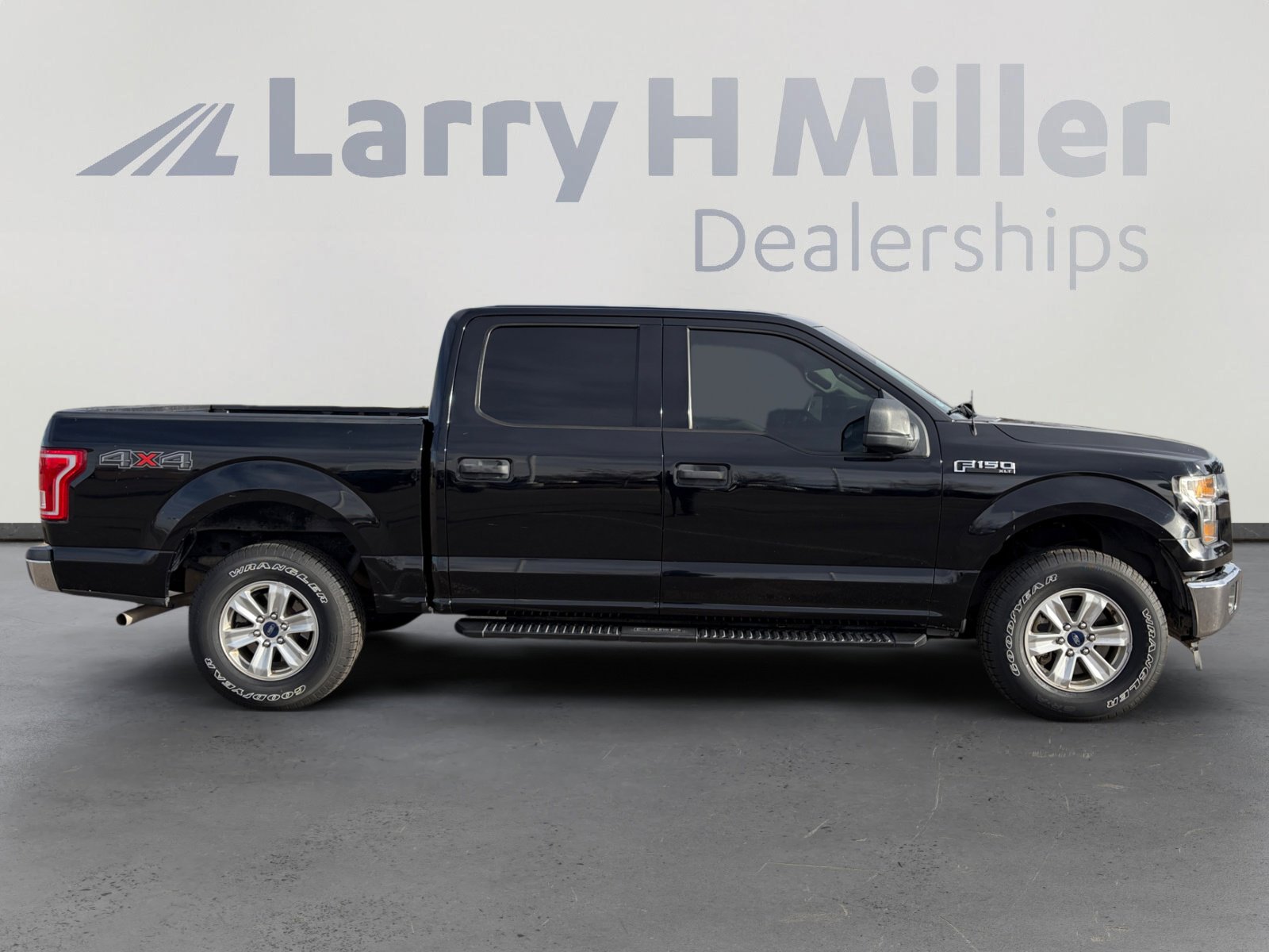 Used 2017 Ford F150 XLT image 7
