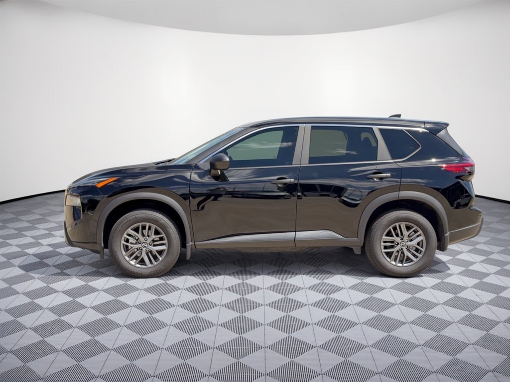 Certified 2026 Nissan Rogue S FWD image 2