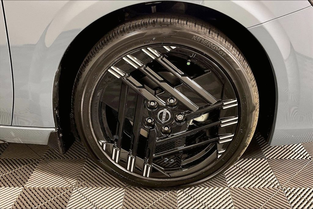 New 2026 Nissan Sentra SR w/ SR Premium Package image 18