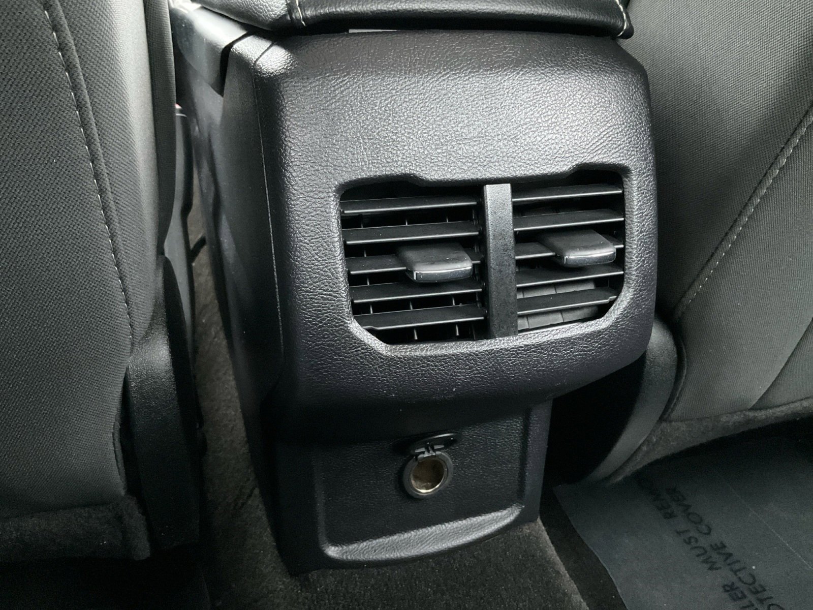 Used 2019 Ford Fusion SE image 29