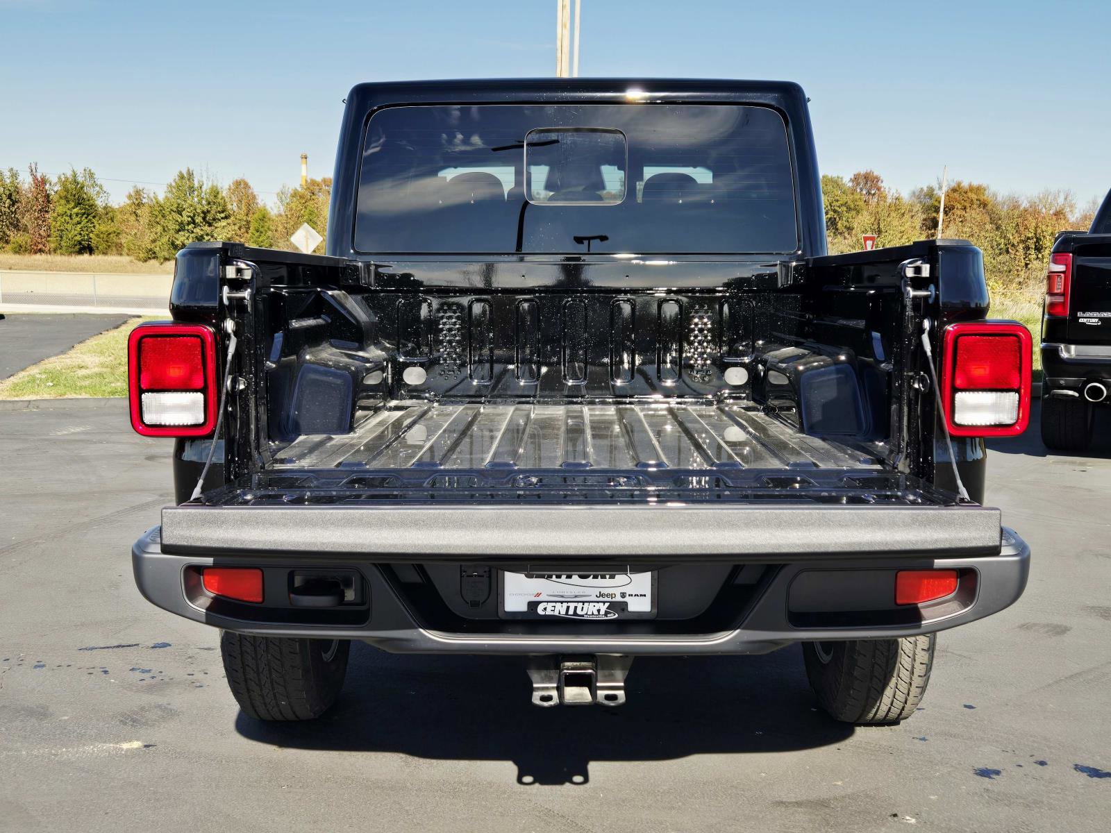 New 2026 Jeep Gladiator Sport image 14