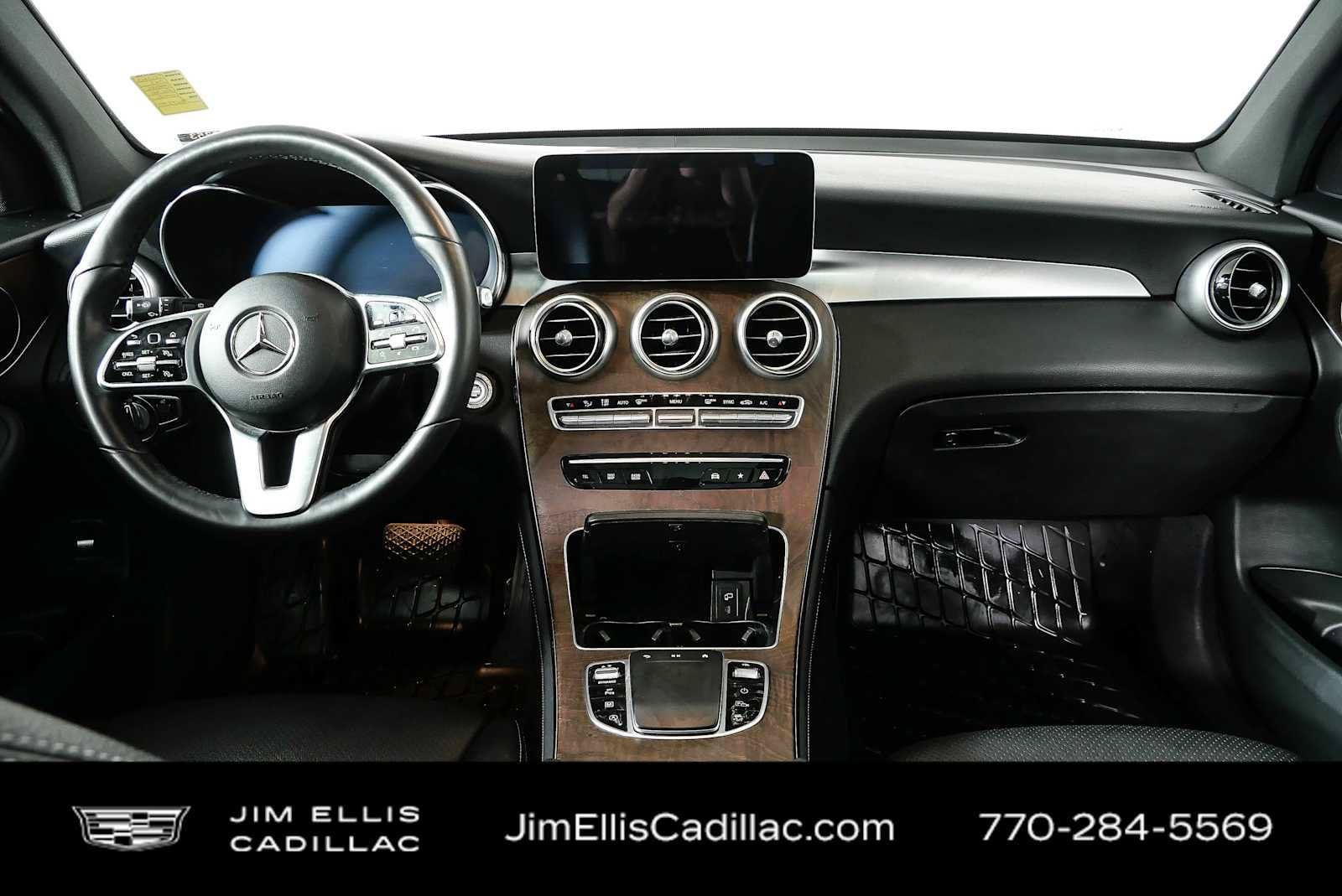 Used 2021 Mercedes-Benz GLC 300 4MATIC w/ Multimedia Package image 19