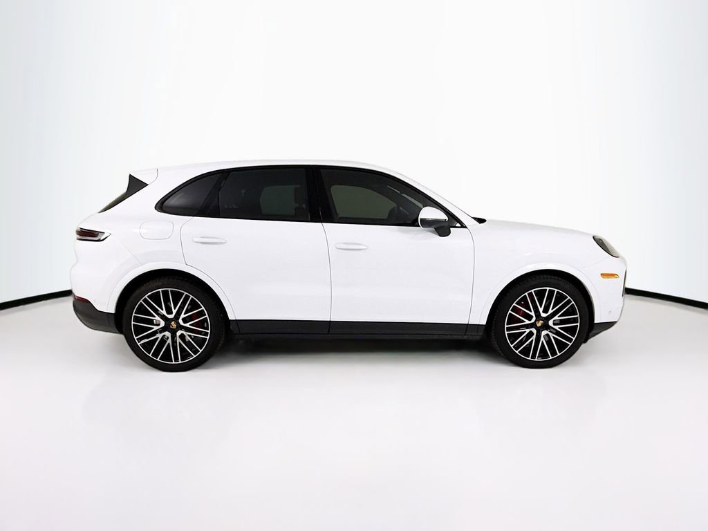 Certified 2024 Porsche Cayenne S AWD/4WD image 8
