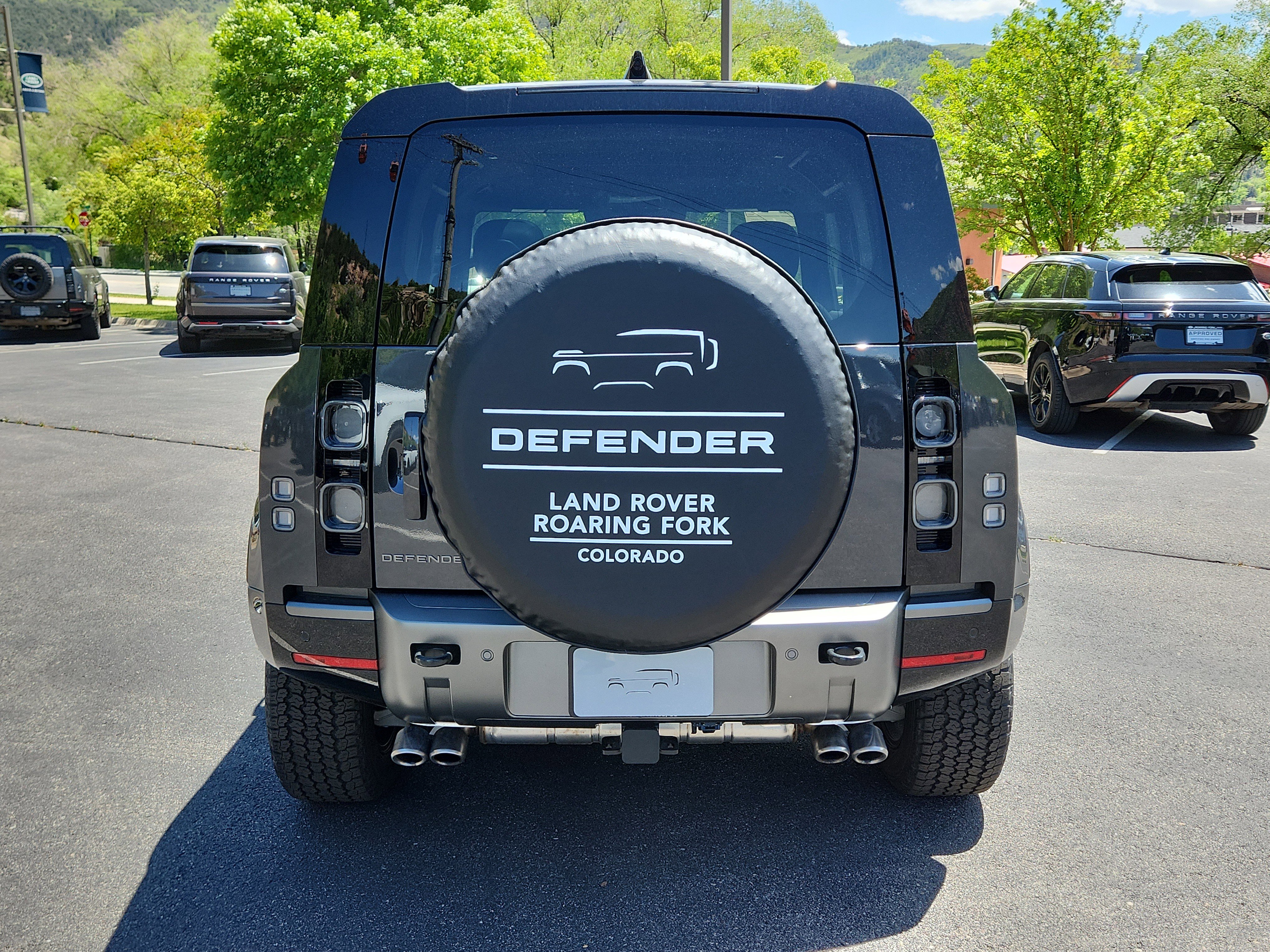 New 2025 Land Rover Defender 90 V8 image 4