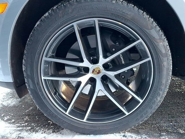 Certified 2026 Porsche Macan image 15
