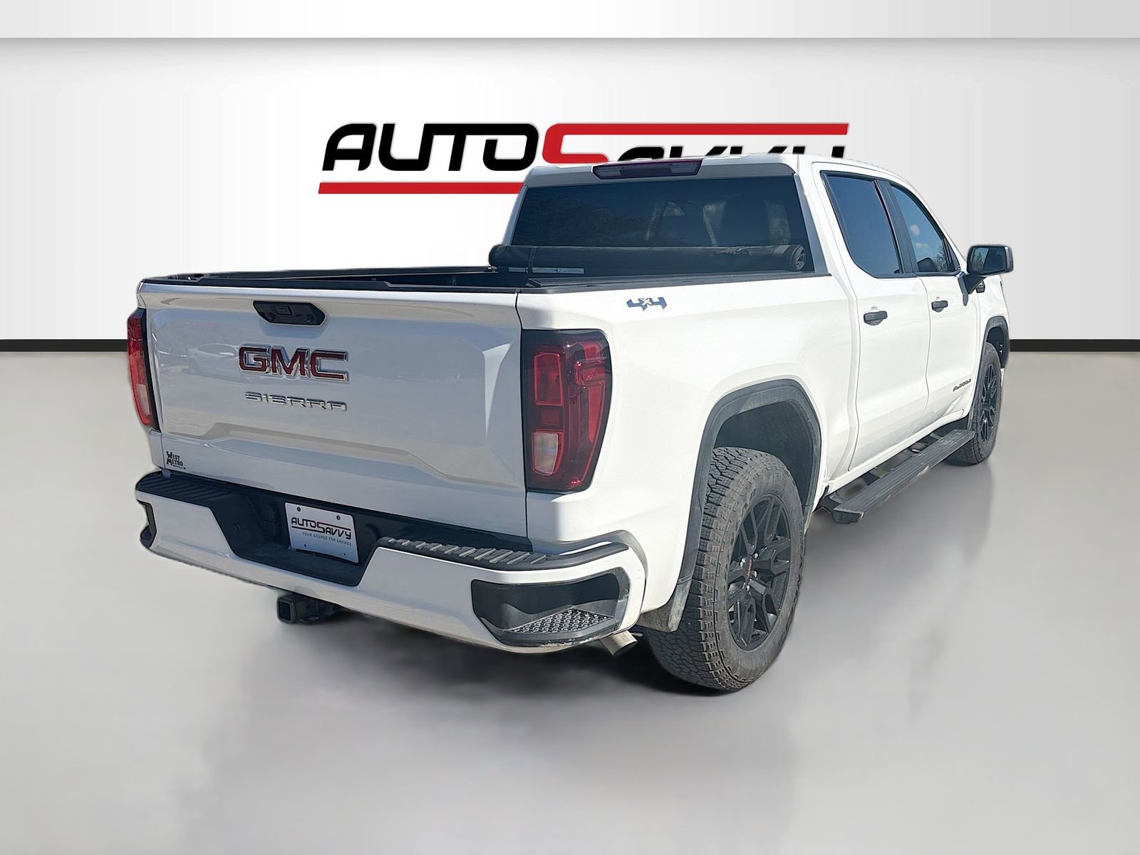 Used 2025 GMC Sierra 1500 Pro w/ Graphite Edition image 7