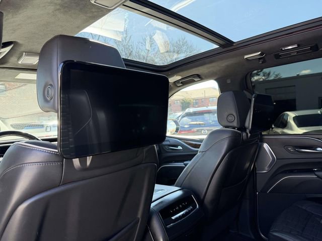 Used 2022 Cadillac Escalade ESV Sport Platinum image 15