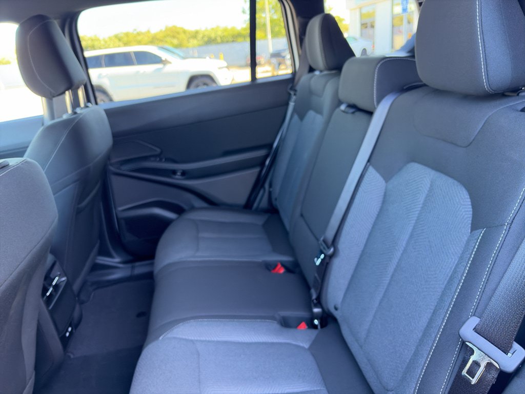 New 2026 Jeep Cherokee Laredo AWD/4WD image 17